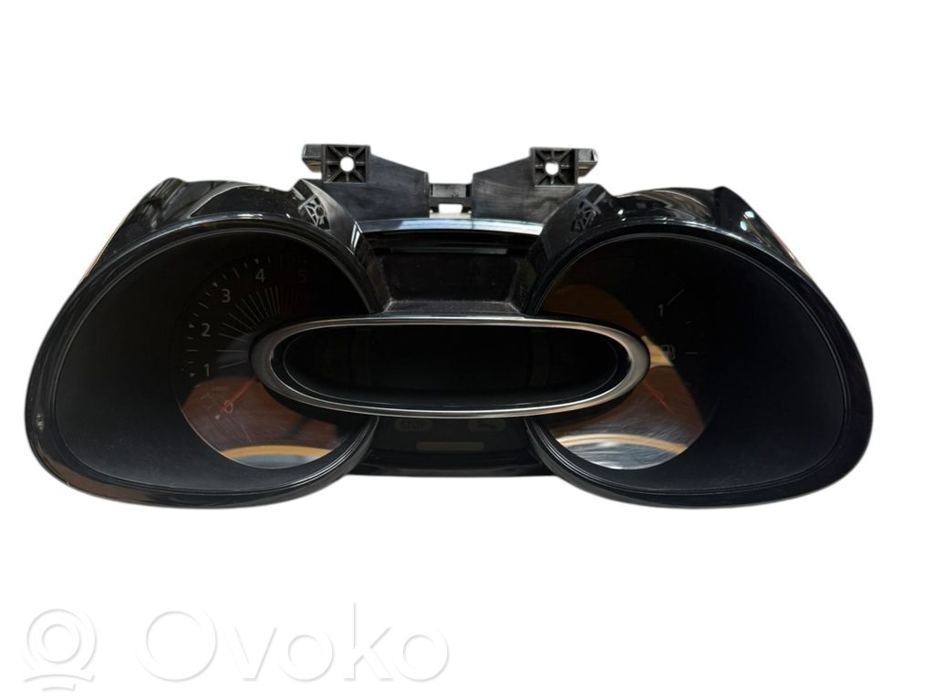 Renault Clio IV Speedometer (instrument cluster) 