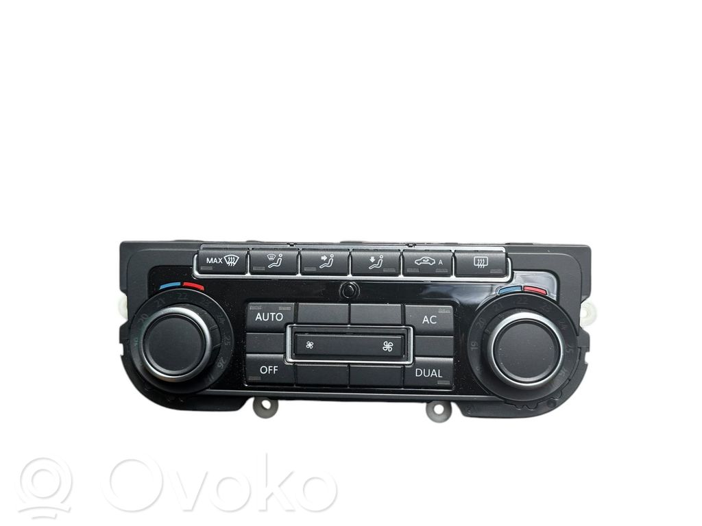 Volkswagen PASSAT CC Panel klimatyzacji 
