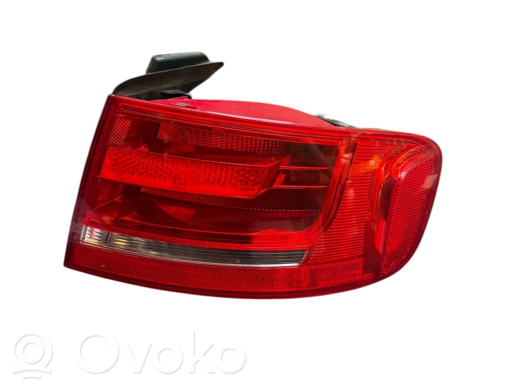 Audi A4 Allroad Aizmugurējais lukturis virsbūvē 