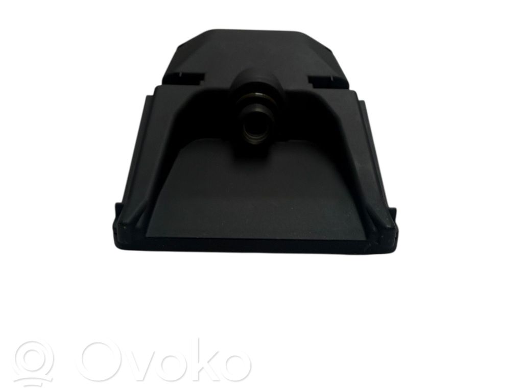 Windshield/windscreen camera   84225594