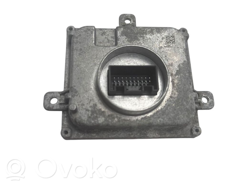 Skoda Superb B6 (3T) Lampa przednia 