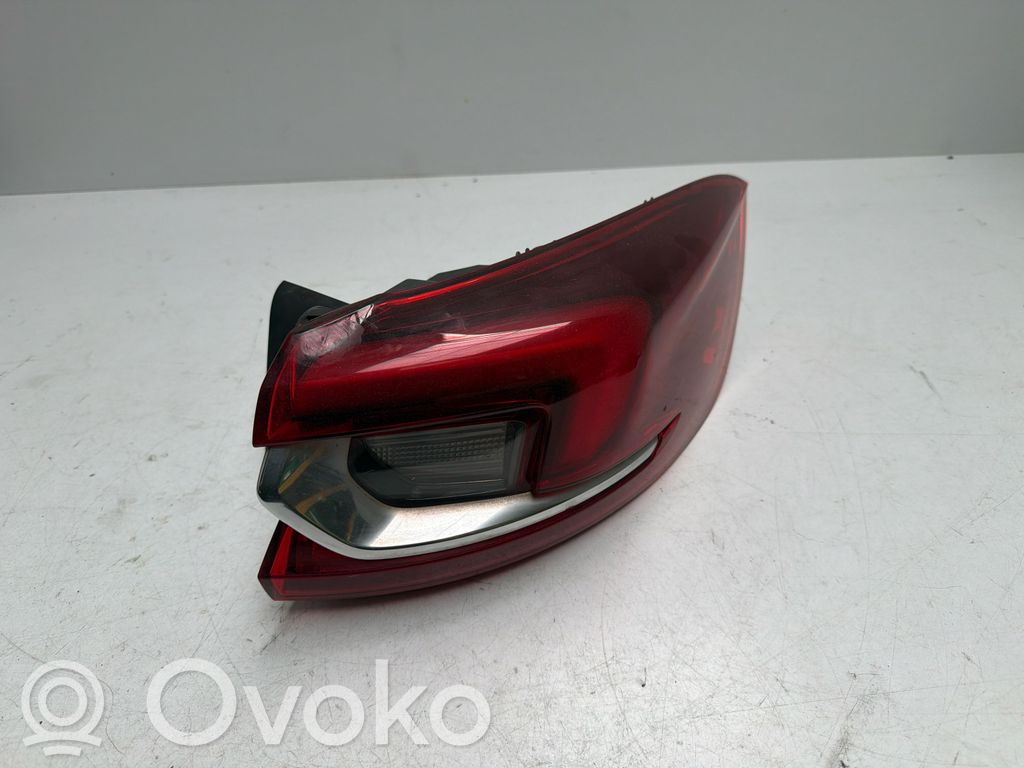 Opel Insignia B Lampa tylna 