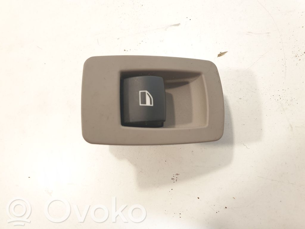 BMW 1 E81 E87 Electric window control switch 