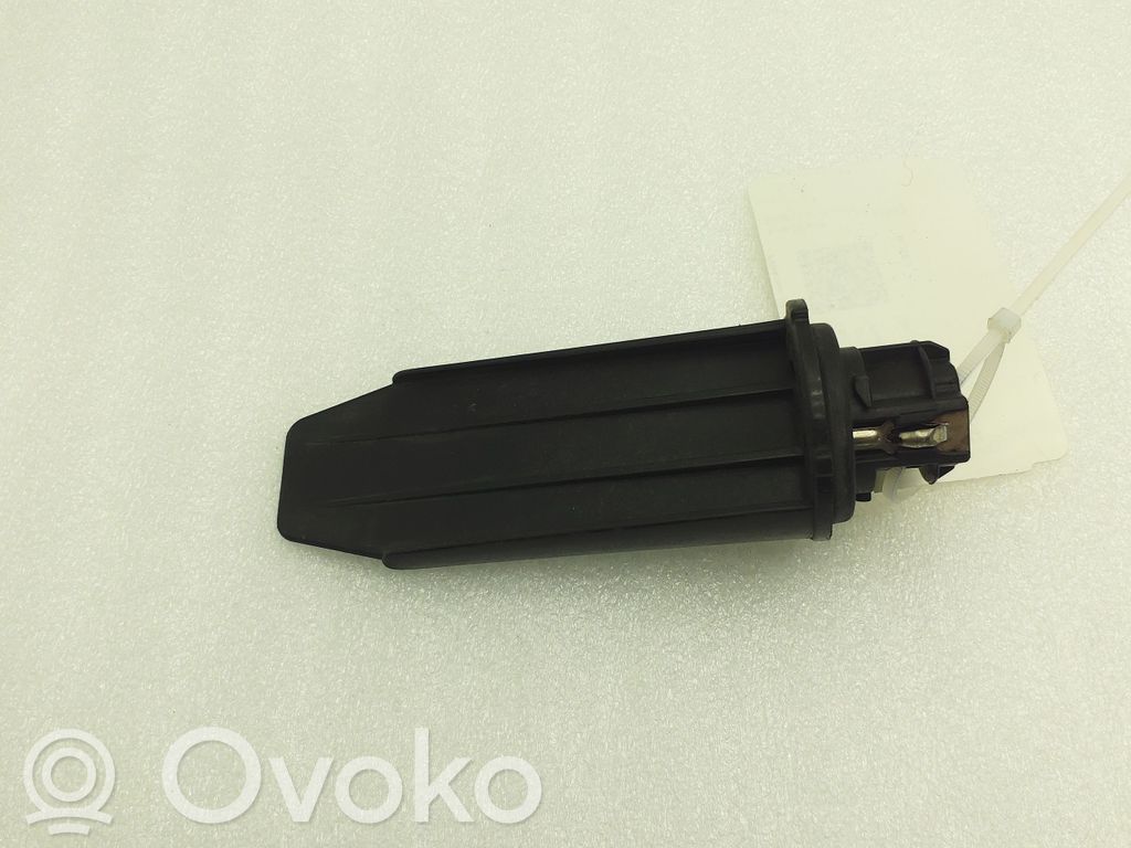 Volkswagen PASSAT B7 Element lampy przedniej 