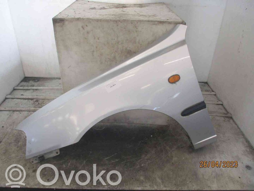 Hyundai Accent Błotnik przedni 