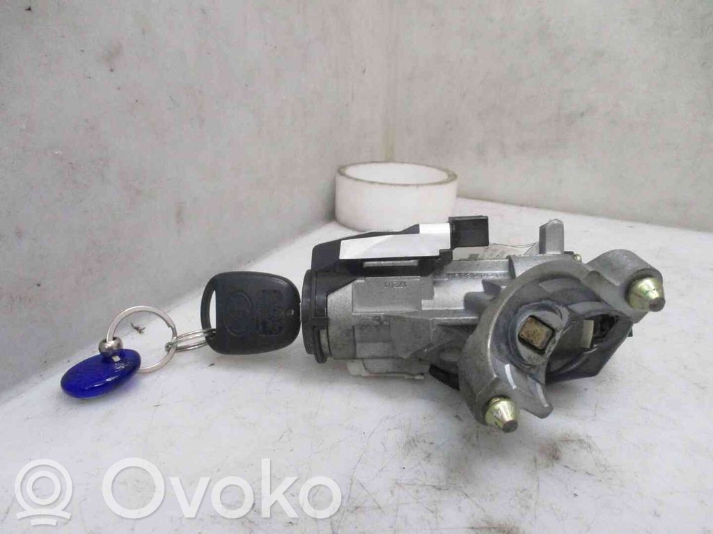 Toyota Yaris Aizdedzes atslēga 