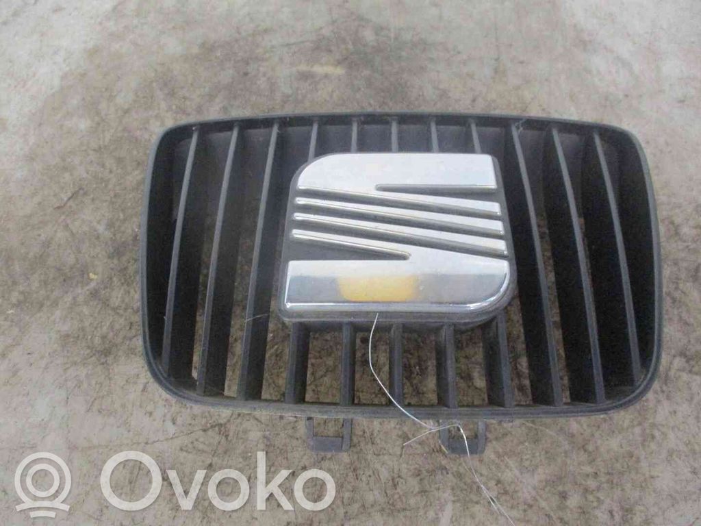 Maskownica / Grill / Atrapa górna chłodnicy   6K0853653C01C,21901795,2518917,VDMS4