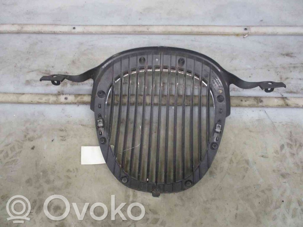 Jaguar S-Type Etupuskurin ylempi jäähdytinsäleikkö 