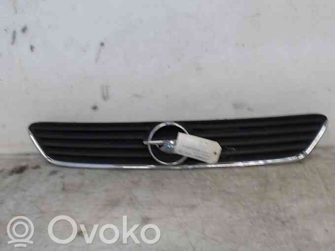 Opel Astra G Grilă radiator față 