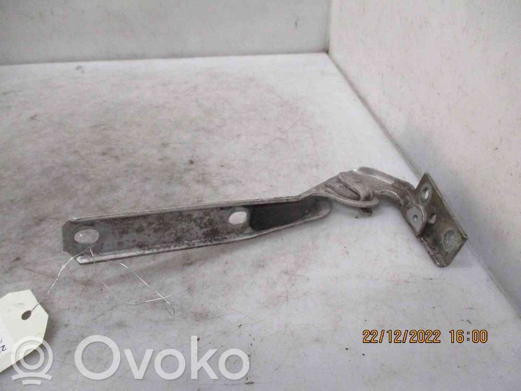 Audi A4 S4 B5 8D Zawiasy pokrywy / maski silnika 