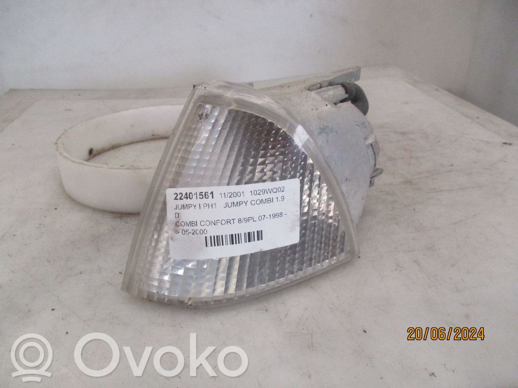 Citroen Jumpy Front indicator light 