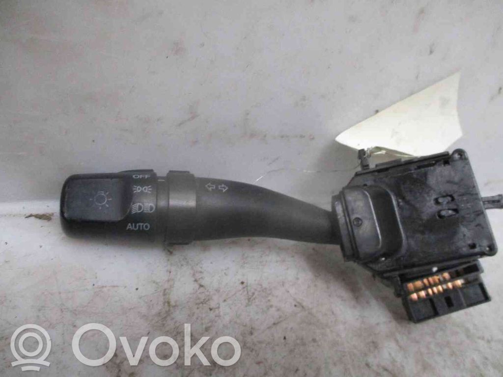 Hyundai H-1, Starex, Satellite Commodo de clignotant 