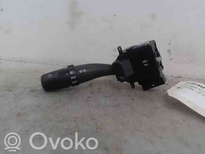 Hyundai Accent Palanca de intermitentes 