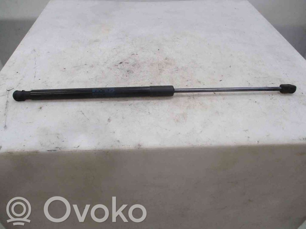 Amortyzator klapy tylnej bagażnika   8X3827552,22400466,2558693,VDMS4