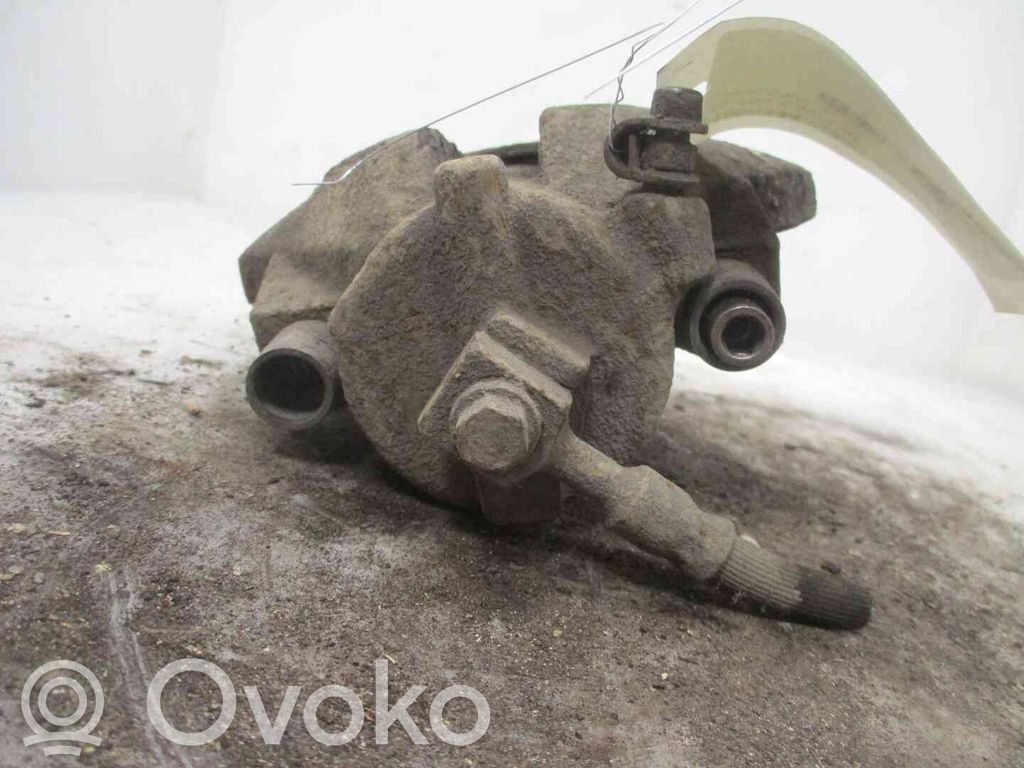 Opel Vectra B Étrier de frein avant