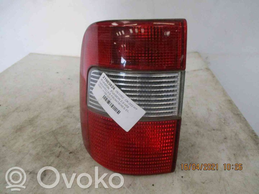 Citroen Evasion Задний фонарь в кузове 