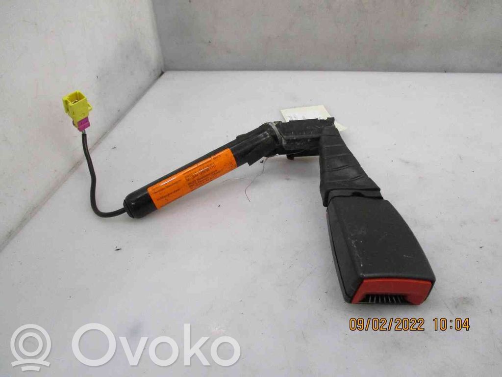 Opel Vectra C Takaistuimen turvavyön solki 