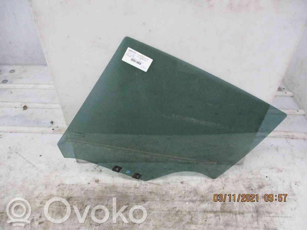 Renault Clio IV Szyba drzwi tylnych 