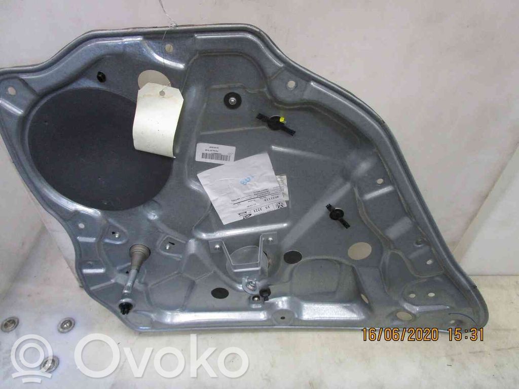 Volkswagen Polo IV 9N3 Alzacristalli manuale della portiera posteriore