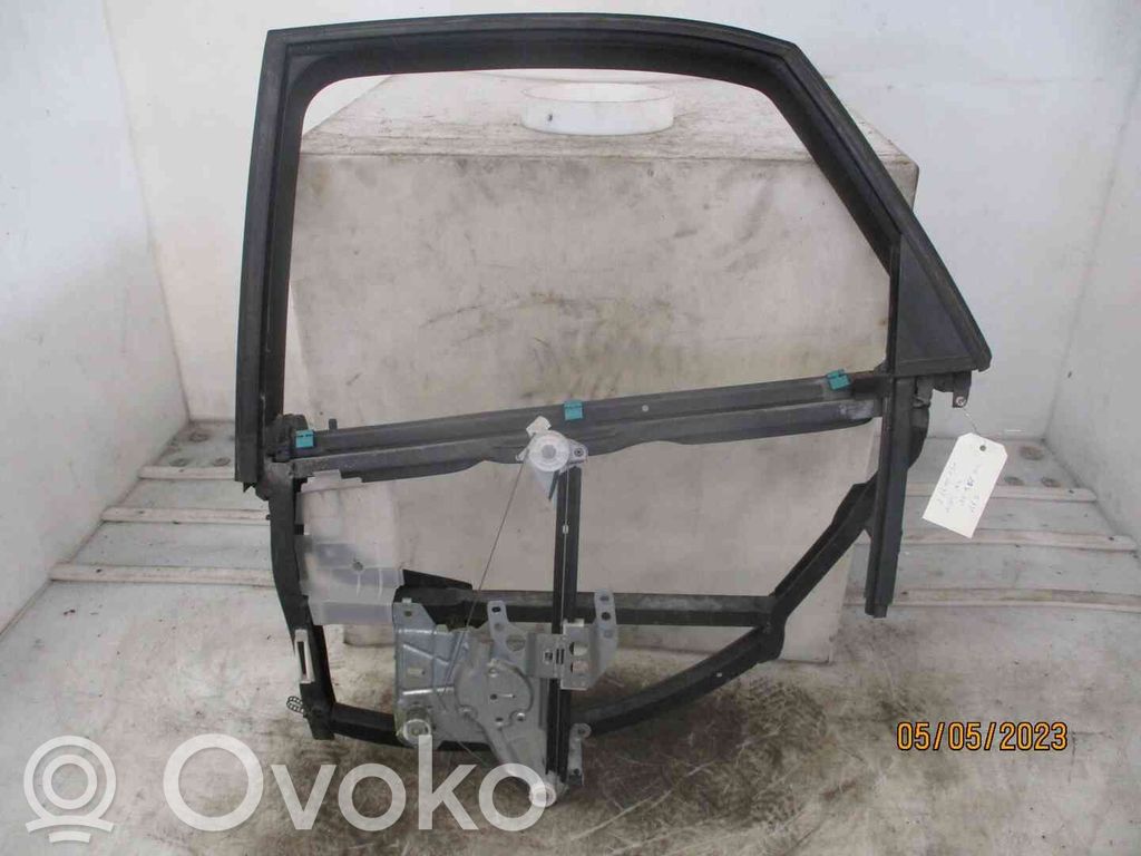 Regulador manual de la ventanilla trasera   8D0839399A,21400131,2498045,VDMS4