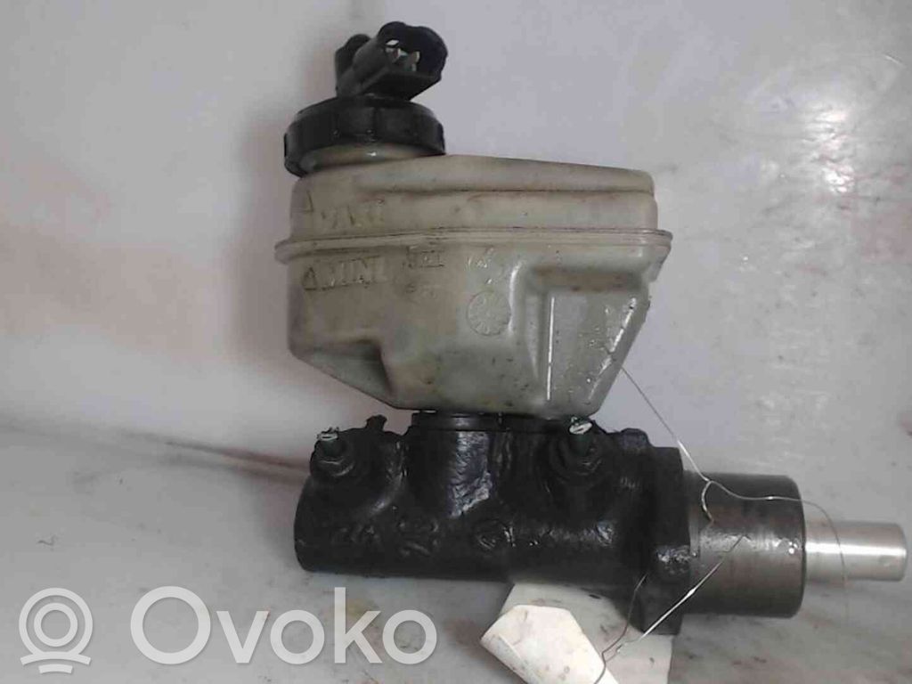 Renault 19 Główny cylinder hamulca 