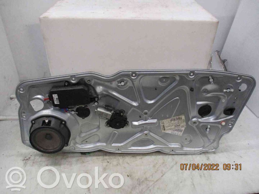 Fiat Stilo Regulador de puerta delantera con motor 