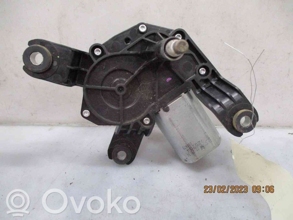 Opel Zafira B Silniczek wycieraczki szyby tylnej 
