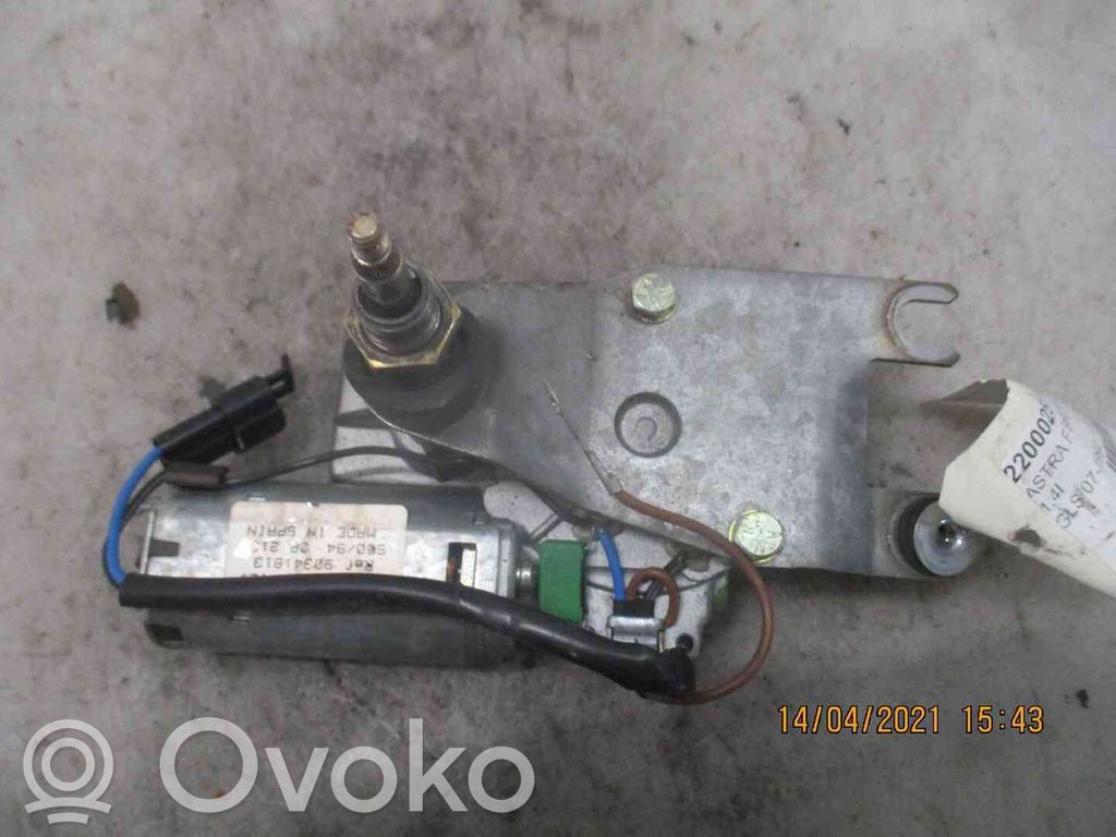 Opel Astra F Silniczek wycieraczki szyby tylnej