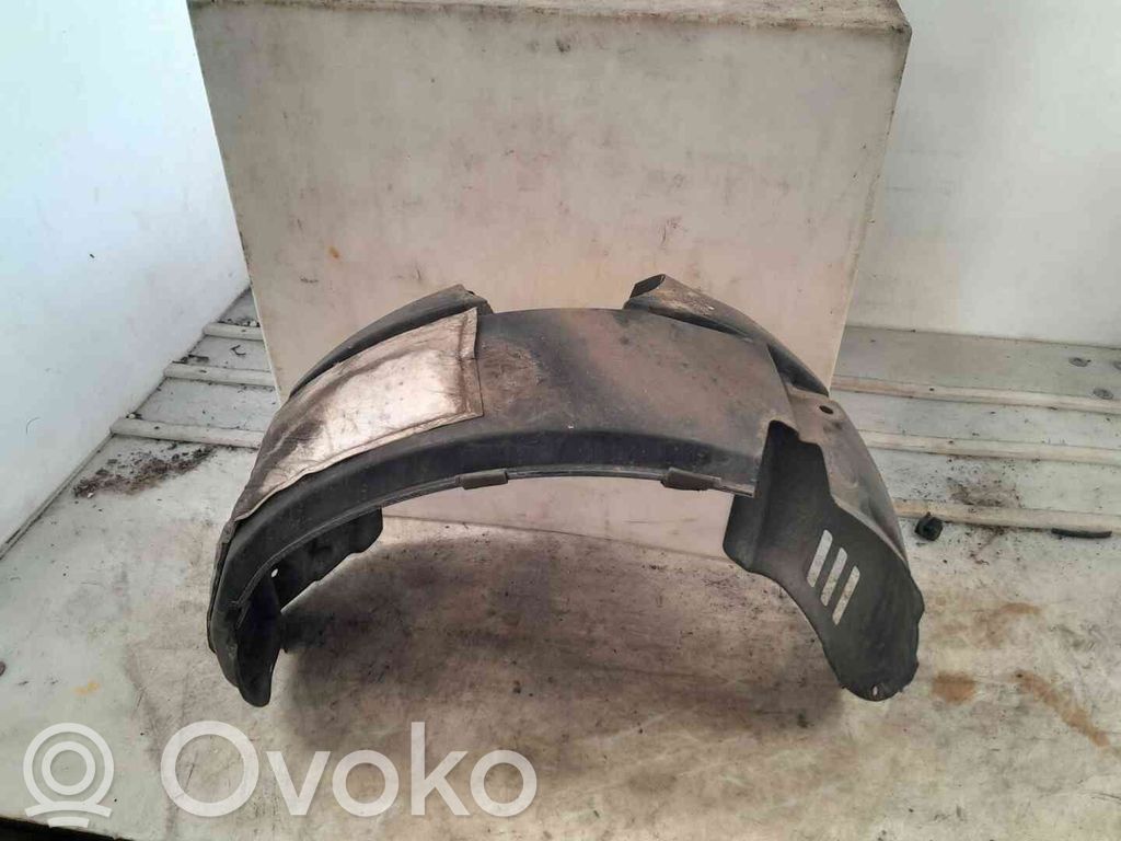 Ford Fiesta Pare-boue passage de roue avant