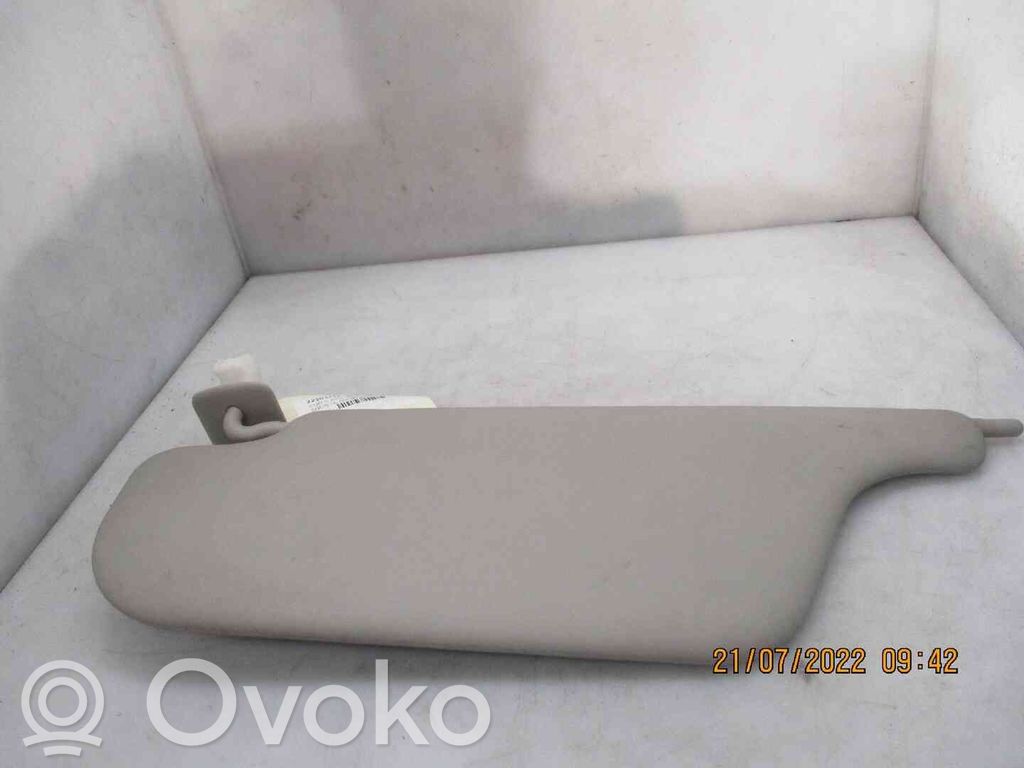 Renault Clio III Skydelis nuo saulės 