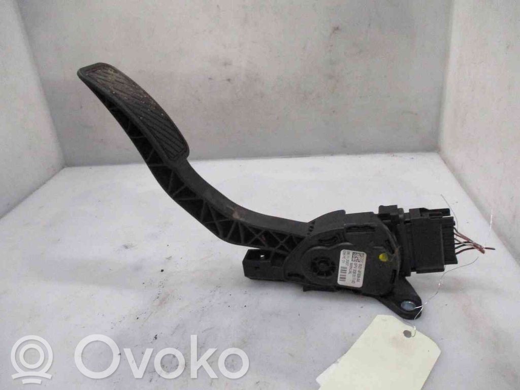 Mazda 2 Gaspedal 