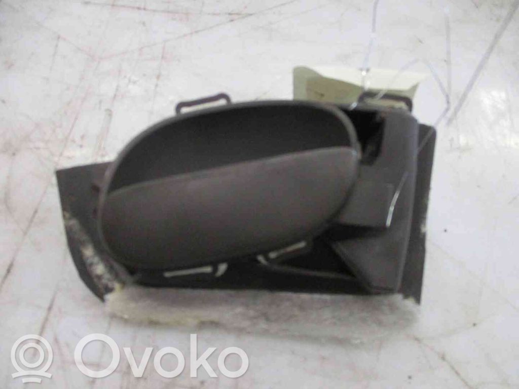 Manecilla interna puerta delantera   914479,21902365,2520595,VDMS4