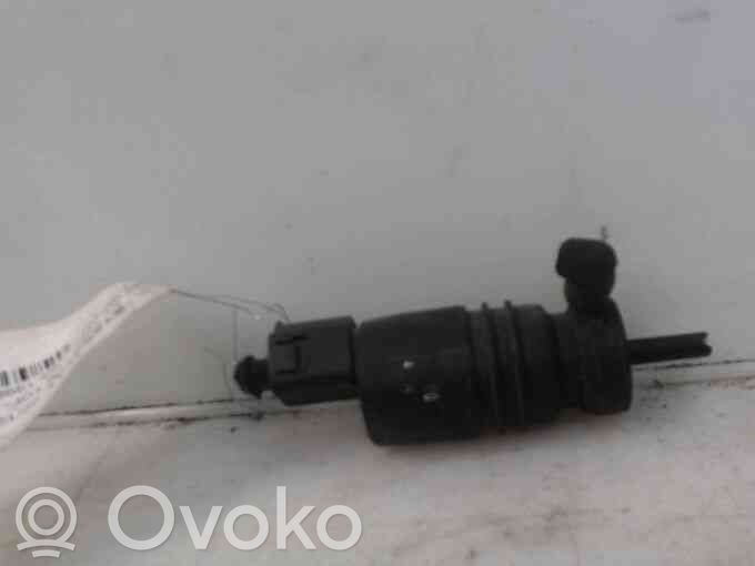 Audi A4 S4 B5 8D Pompa lavavetri parabrezza/vetro frontale