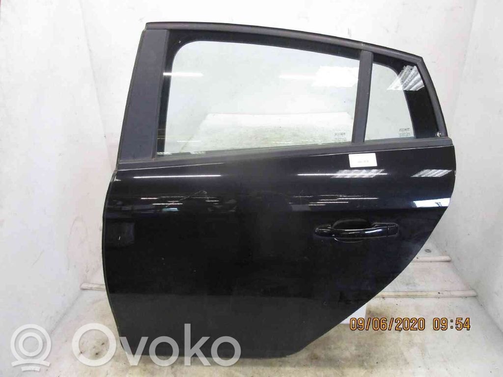 Takaovi   51751201,22000594,2526873,VDMS4