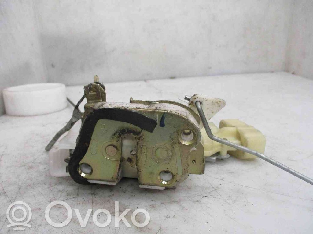 Toyota Yaris Serrure de porte avant
