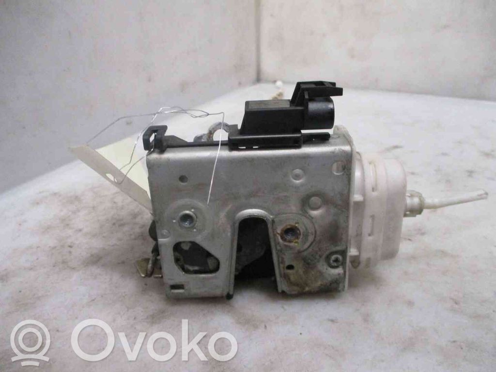 Etuoven lukko   8D1837015F,21903790,2524268,VDMS4