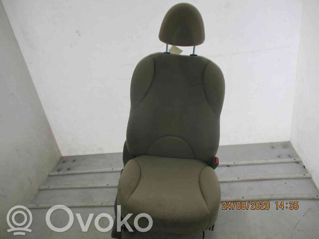 Nissan Note (E11) Fotel przedni pasażera