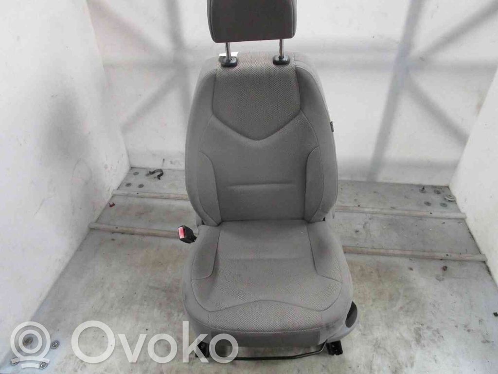 Peugeot 3008 I Kuljettajan istuin 