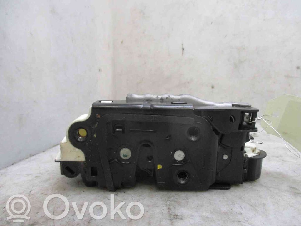 Volkswagen Polo V 6R Serratura portiera posteriore