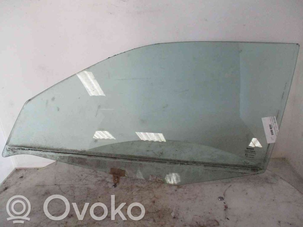 Nissan Primera Szyba drzwi przednich 