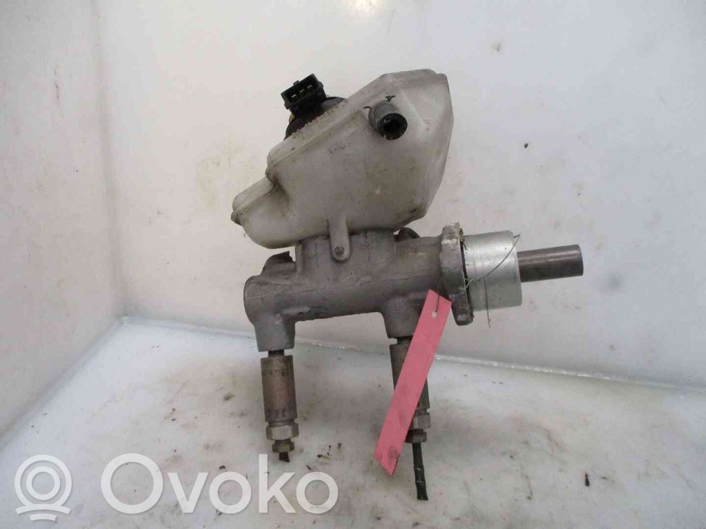 Ford Fiesta Pääjarrusylinteri 