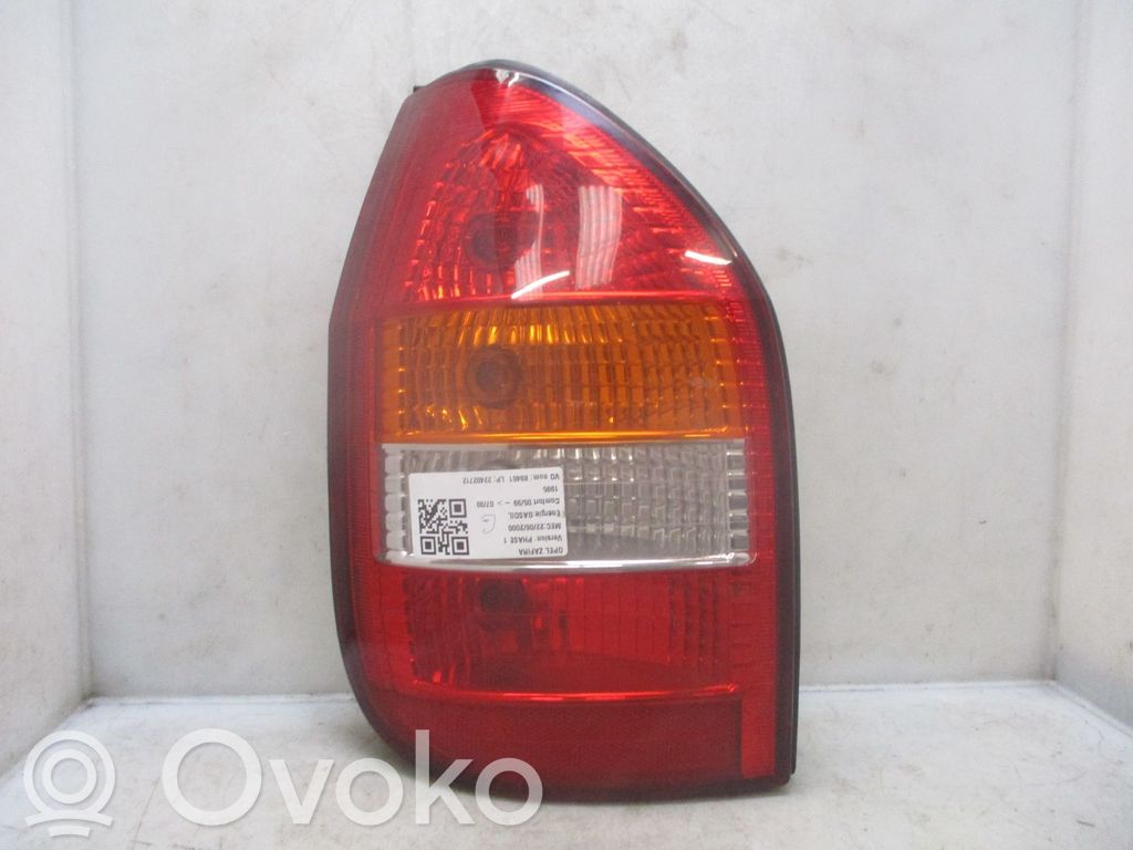 Opel Zafira A Lampă spate în caroserie