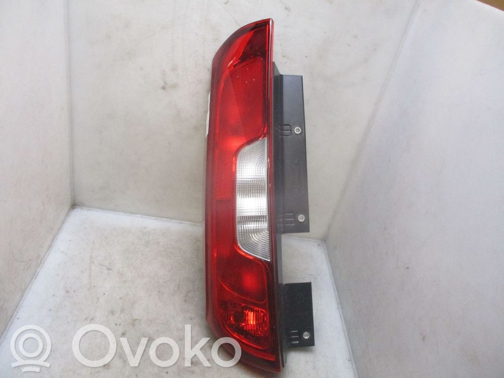 Fiat Doblo Lampă spate în caroserie 