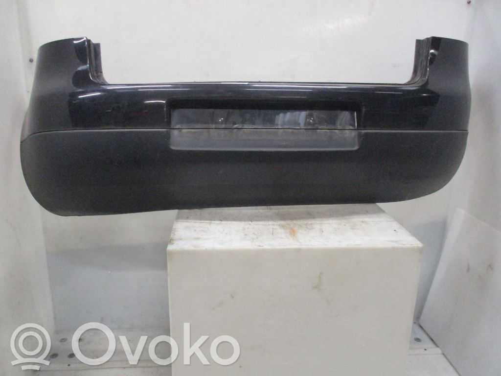 Volkswagen Golf V Paraurti