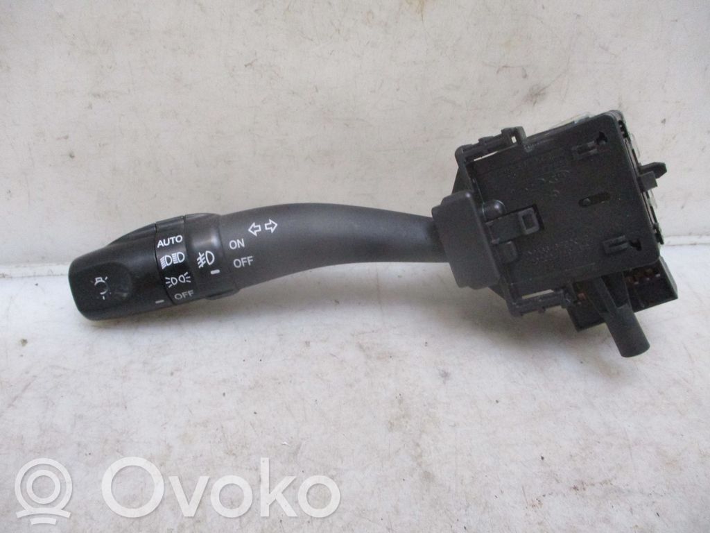KIA Carens II Leva indicatori