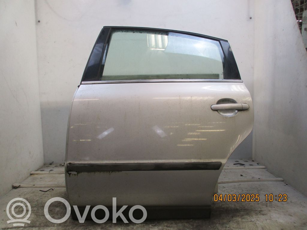 Puerta trasera   3B5833051AB,22402047,6372285,VDMS4