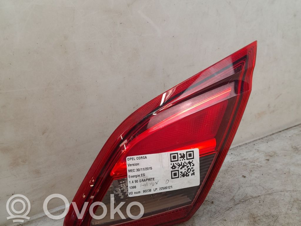 Opel Corsa E Luci posteriori del portellone del bagagliaio 