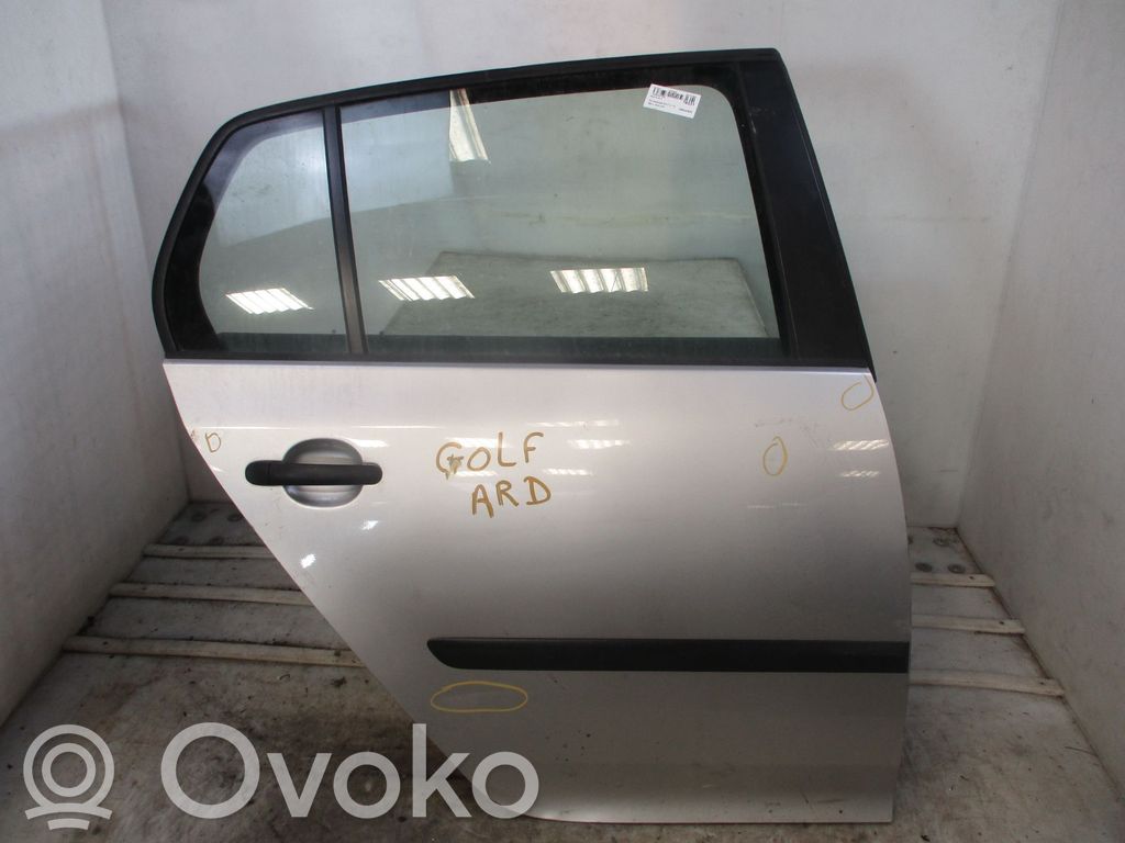 Volkswagen Golf V Portiera posteriore