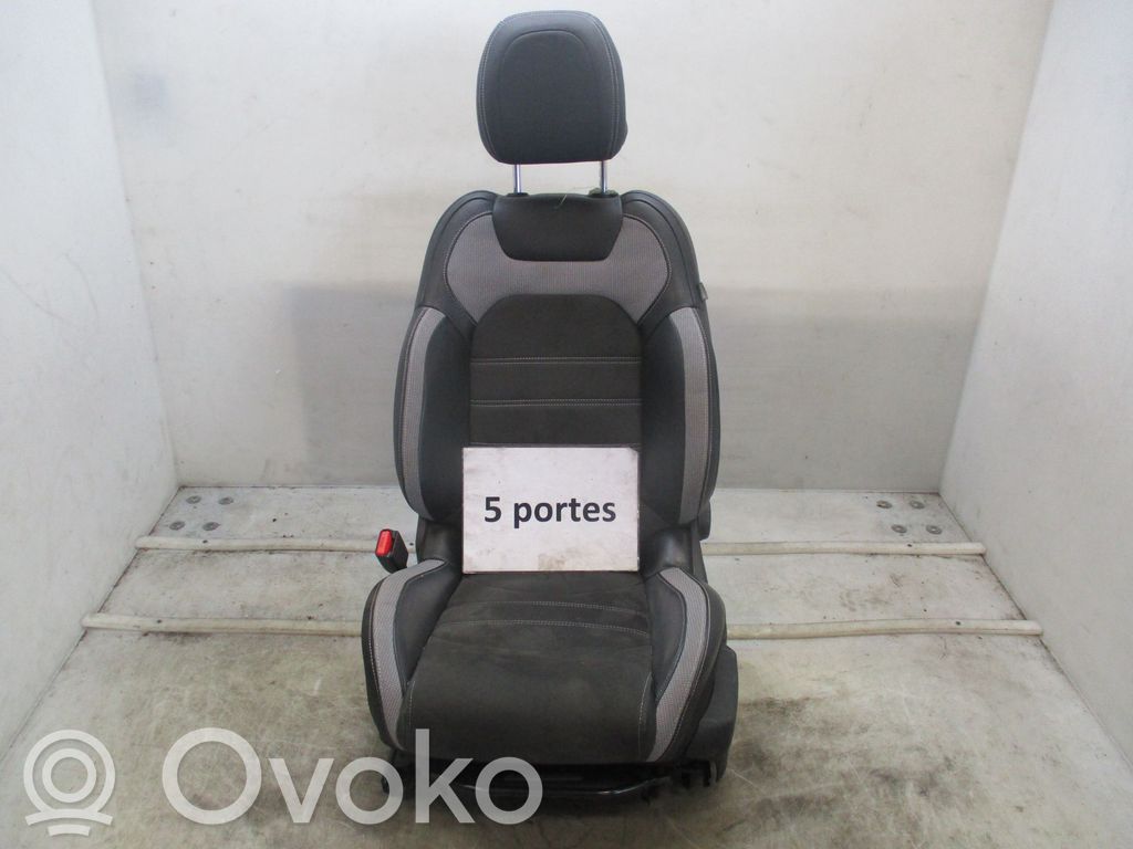 Kuljettajan istuin   884731,22402815,4052308,VDMS4