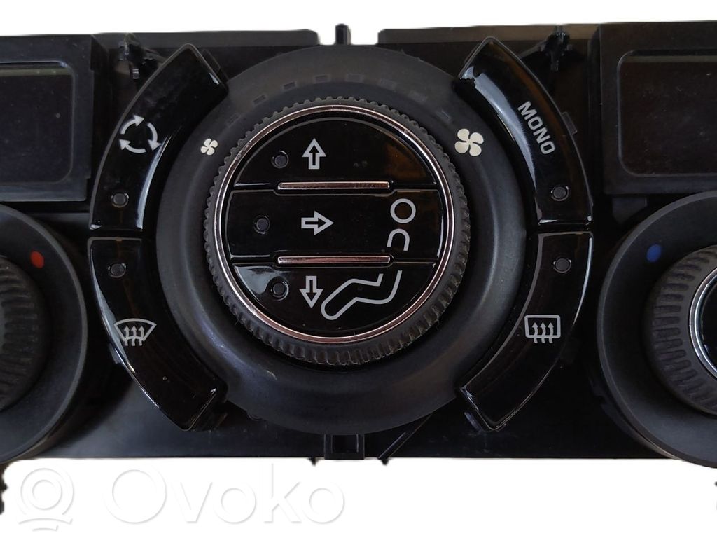 Citroen C3 Picasso Climate control unit 